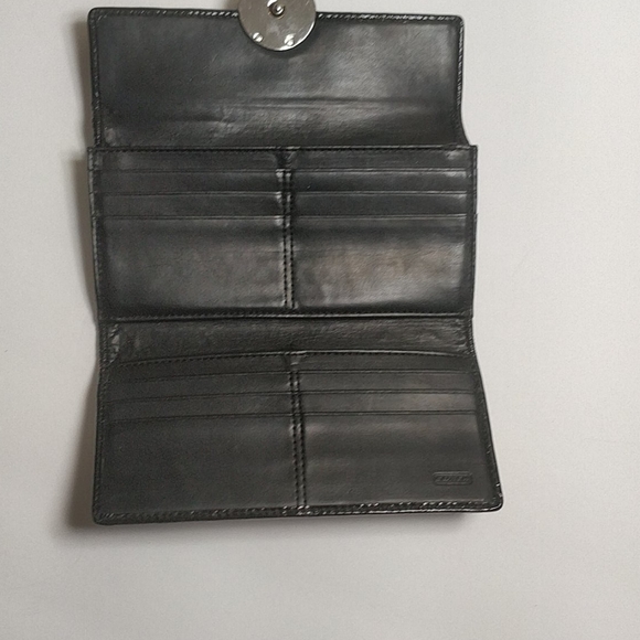 Coach wallet black and tan with silver detail - Picture 7 of 10
